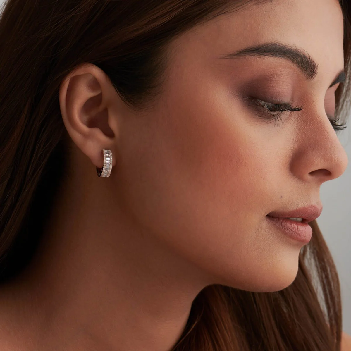 Baguette & Round Diamond Hoop Earrings - Image 5